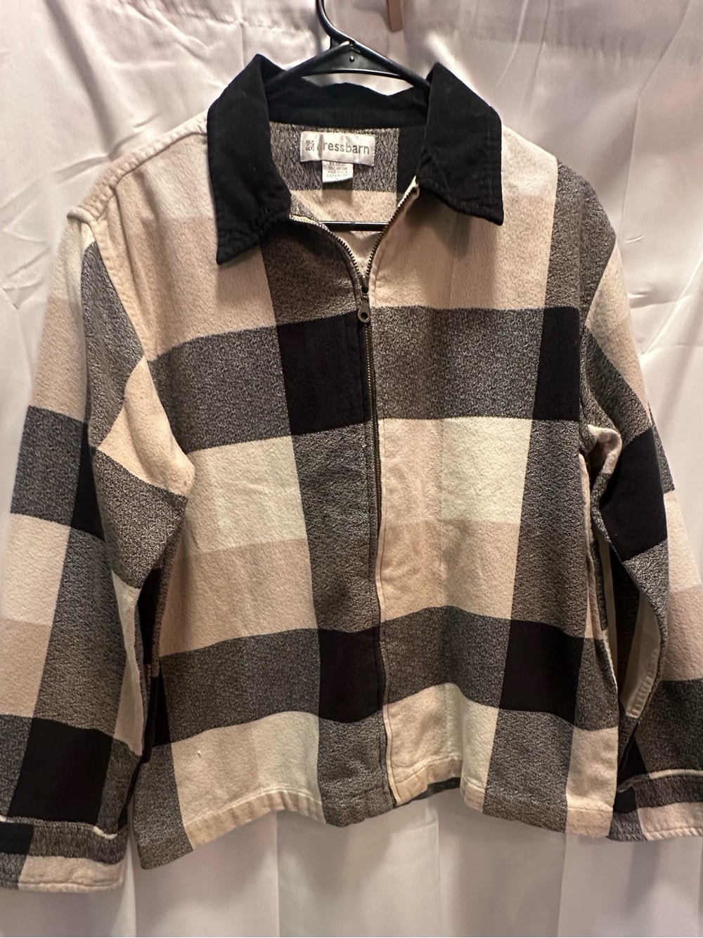 Dress Barn Plaid Zip-Up Jacket in Cream & Black